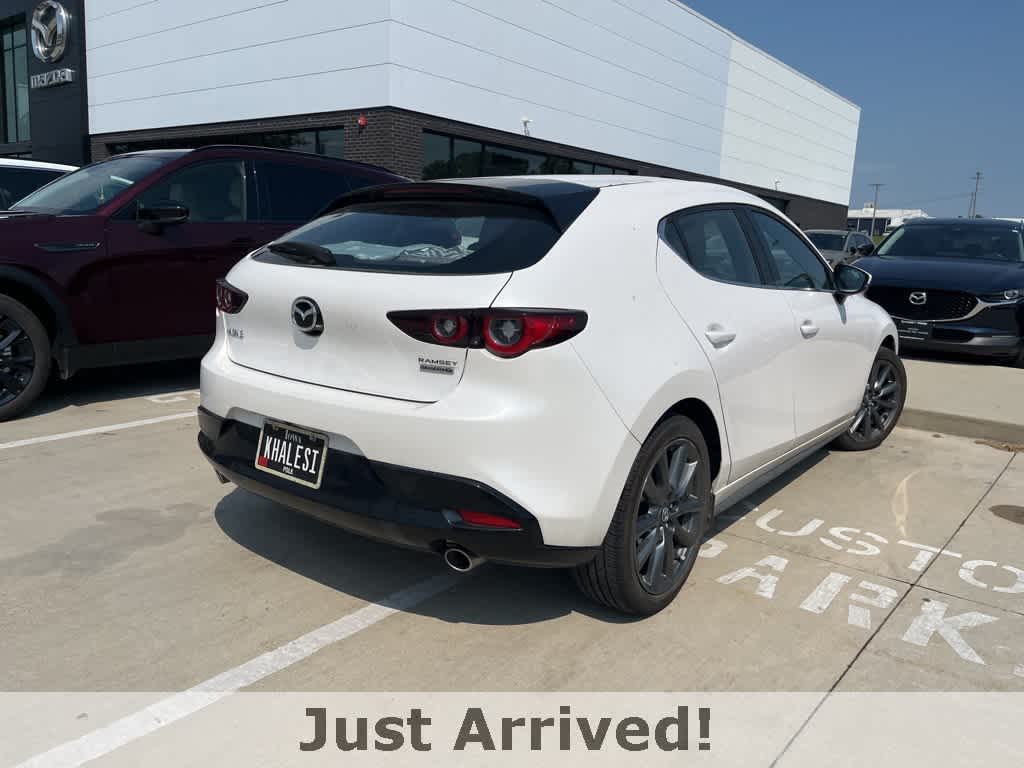 Thumbnail: 2023 Mazda Mazda3 - 3
