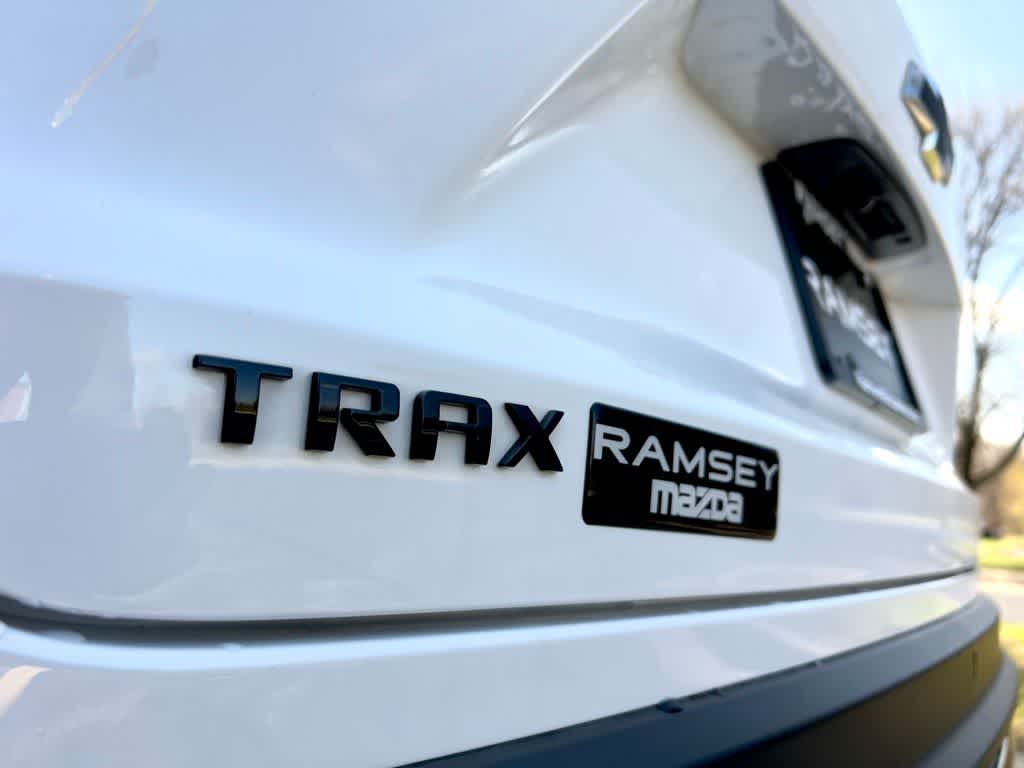 Thumbnail: 2025 Chevrolet Trax - 11