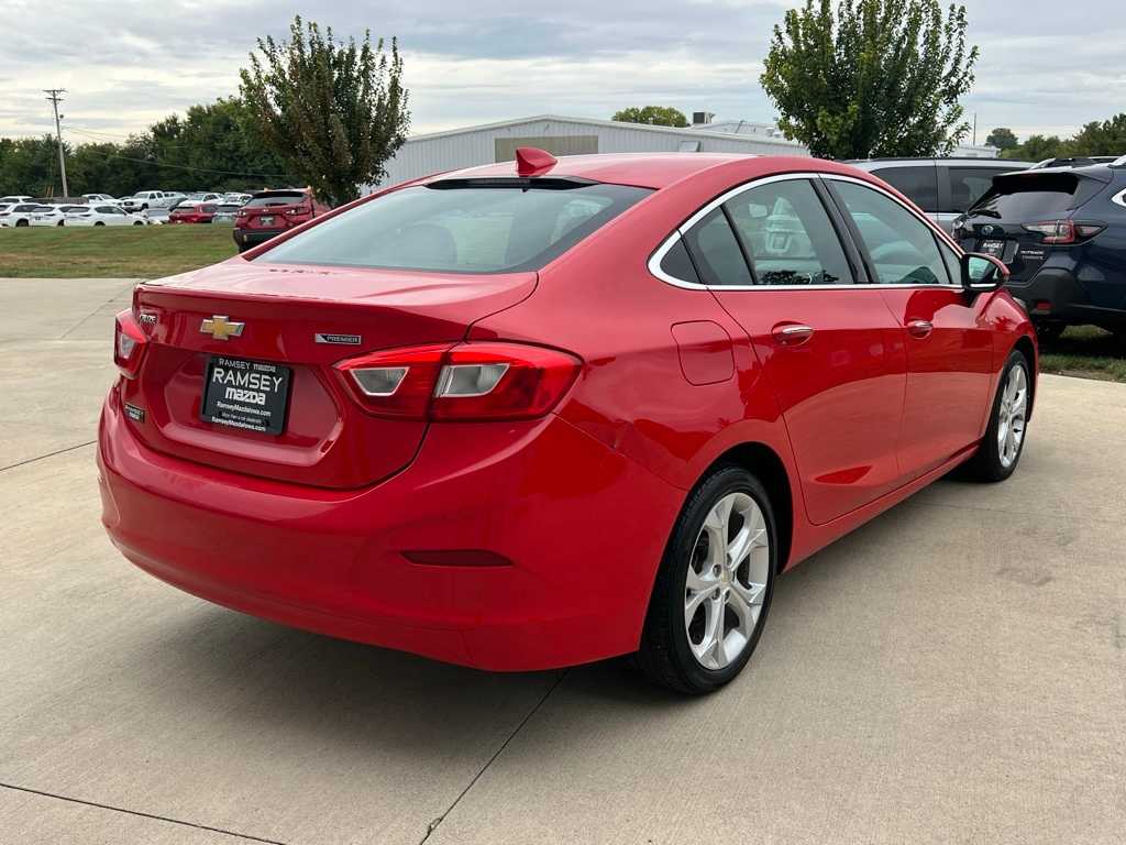 Thumbnail: 2016 Chevrolet Cruze - 6