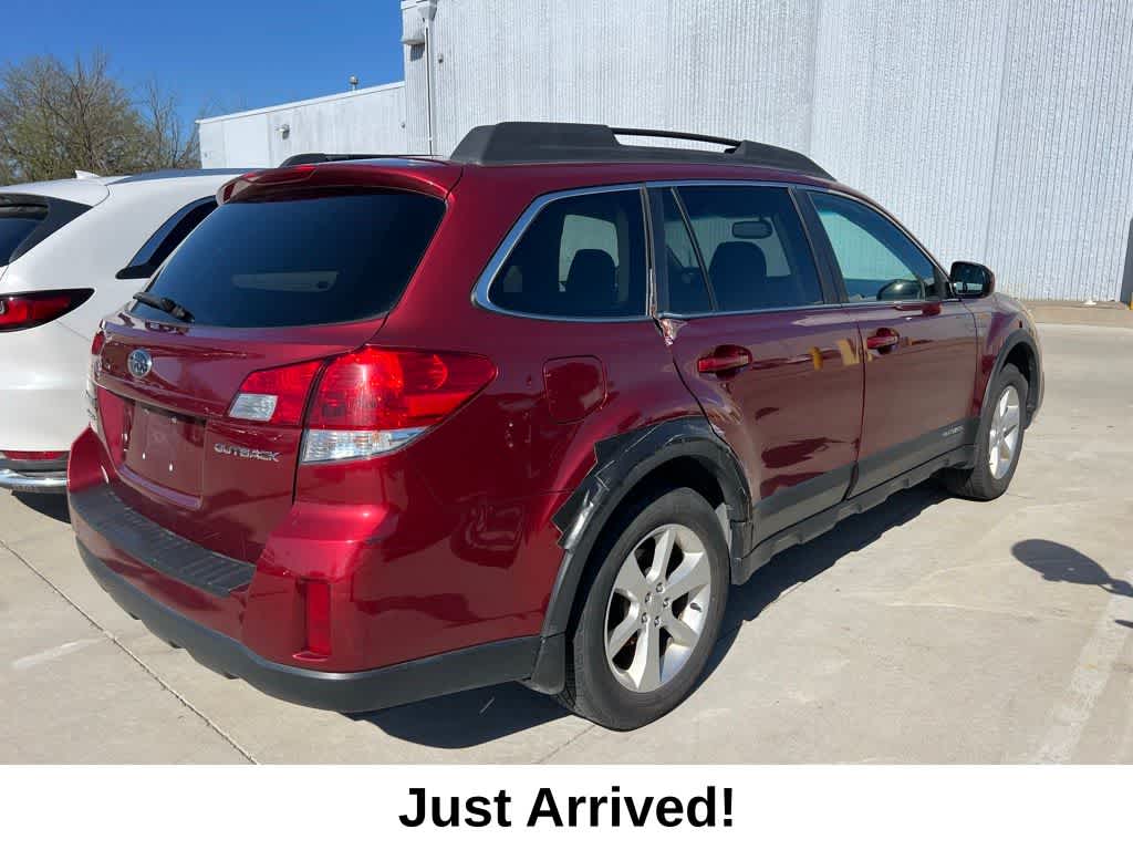 Thumbnail: 2013 Subaru Outback - 3