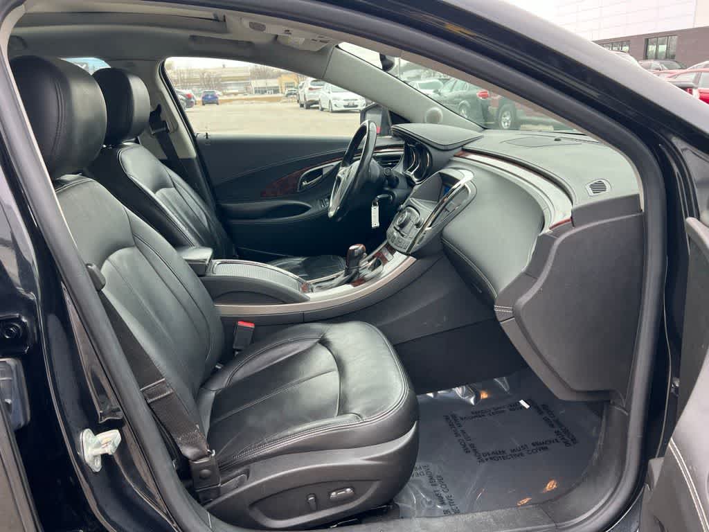 Thumbnail: 2011 Buick LaCrosse - 25