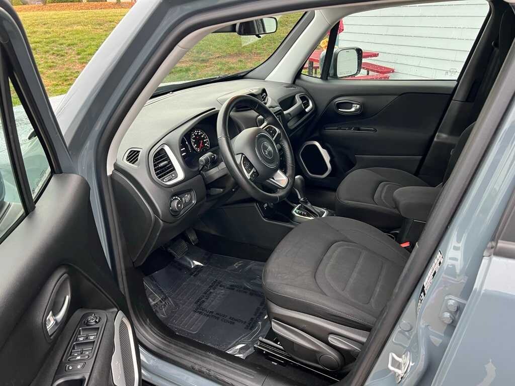 Used 2018 Jeep Renegade Latitude 4x4 SUV