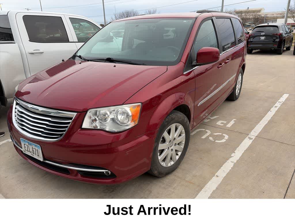 2014 Chrysler Town & Country Touring -
                  Urbandale, IA