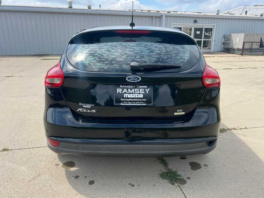 Thumbnail: 2016 Ford Focus - 5