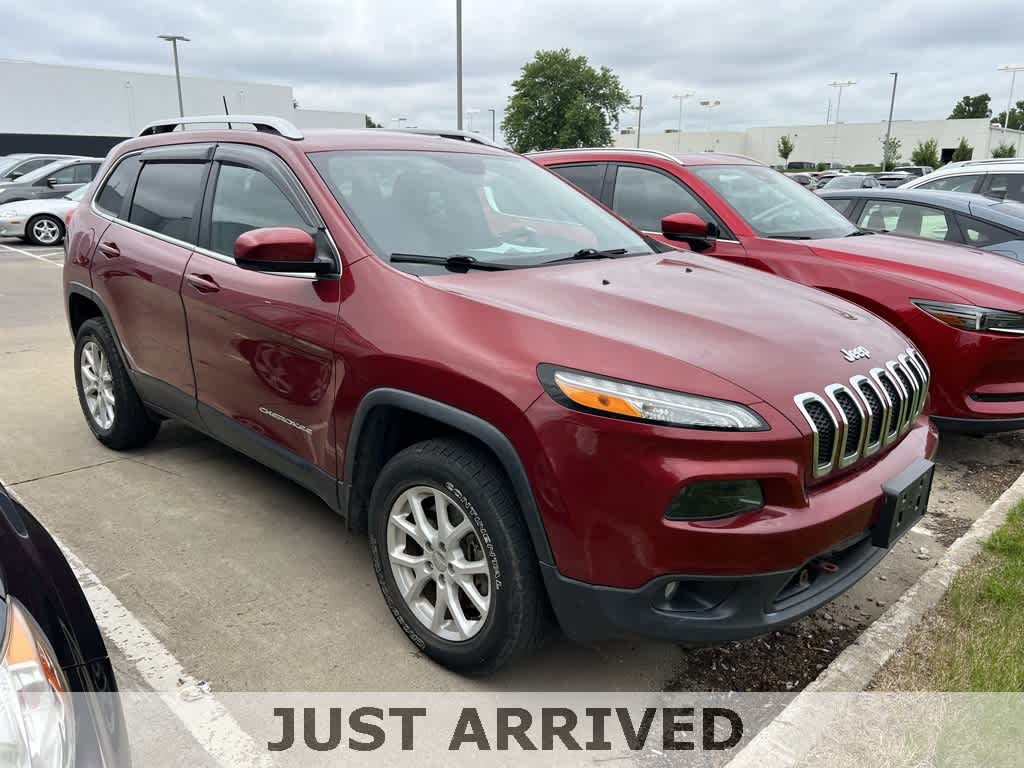 Thumbnail: 2017 Jeep Cherokee - 5