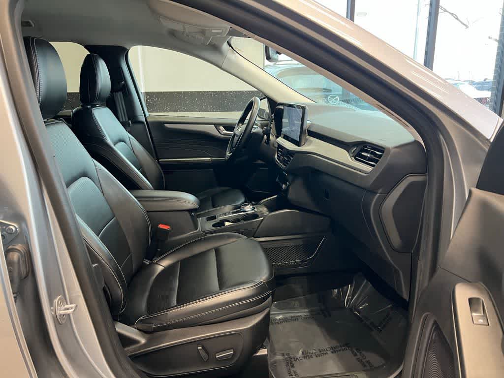 Thumbnail: 2023 Ford Escape - 19