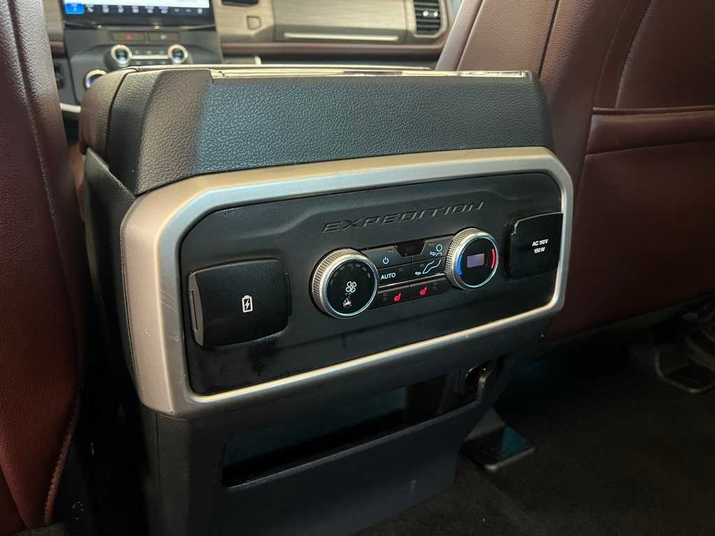 Thumbnail: 2022 Ford Expedition - 16