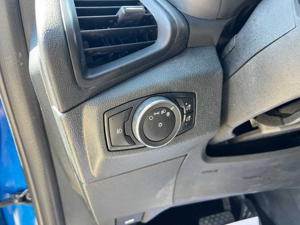 Thumbnail: 2019 Ford EcoSport - 13