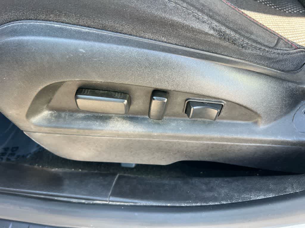 Thumbnail: 2012 Chevrolet Equinox - 17