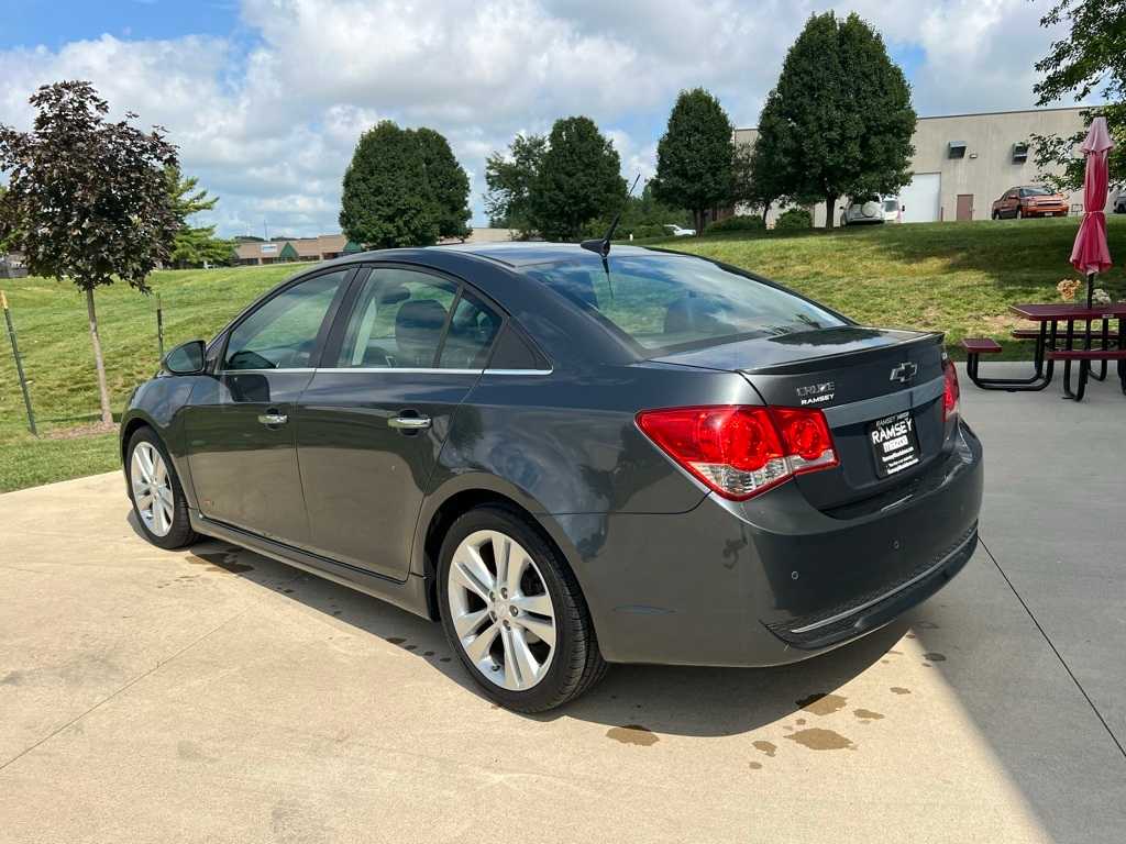 Thumbnail: 2013 Chevrolet Cruze - 4