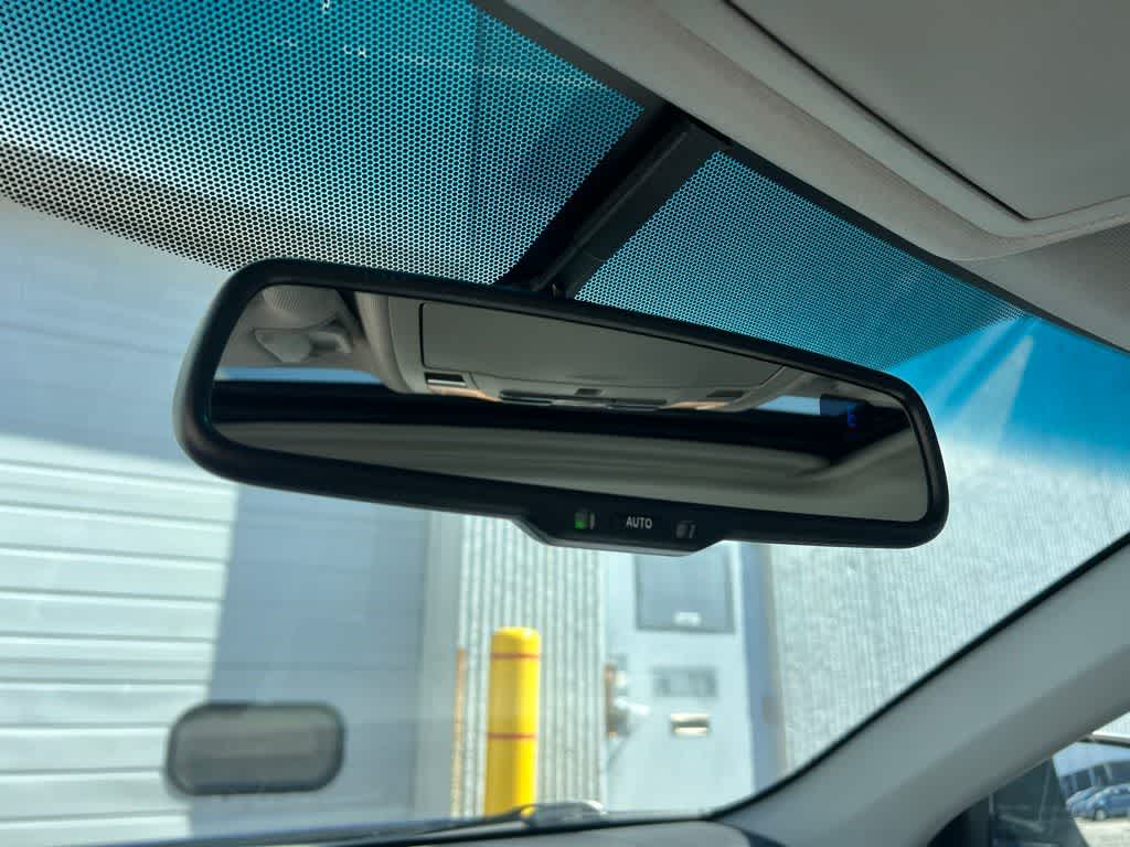 Thumbnail: 2016 Toyota Camry - 35