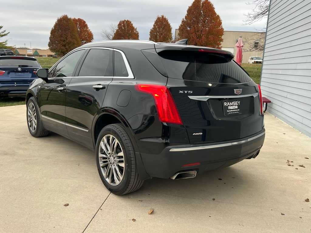 Thumbnail: 2017 Cadillac XT5 - 4