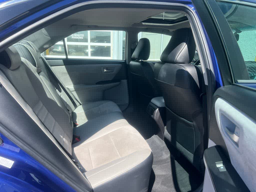 Thumbnail: 2016 Toyota Camry - 23