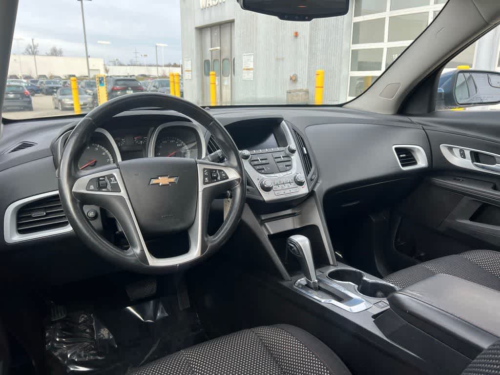 Thumbnail: 2012 Chevrolet Equinox - 26