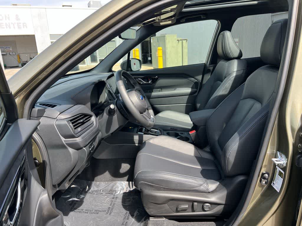 Thumbnail: 2025 Subaru Forester - 12