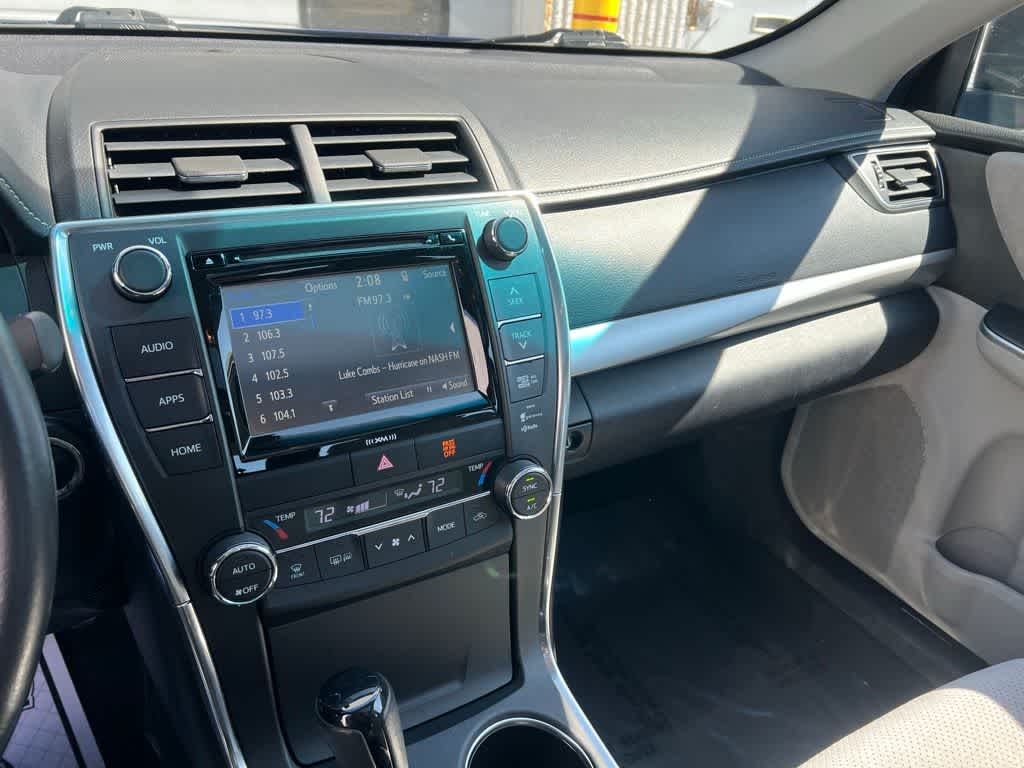 Thumbnail: 2016 Toyota Camry - 31