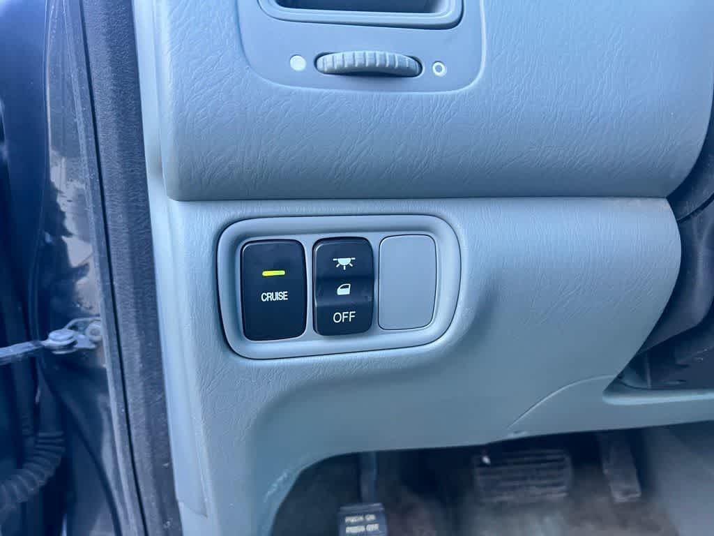 Thumbnail: 2004 Honda Pilot - 16