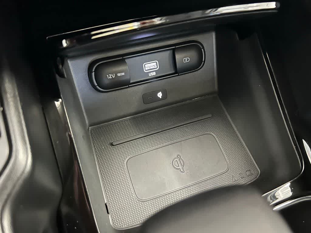 Thumbnail: 2022 Kia Telluride - 32