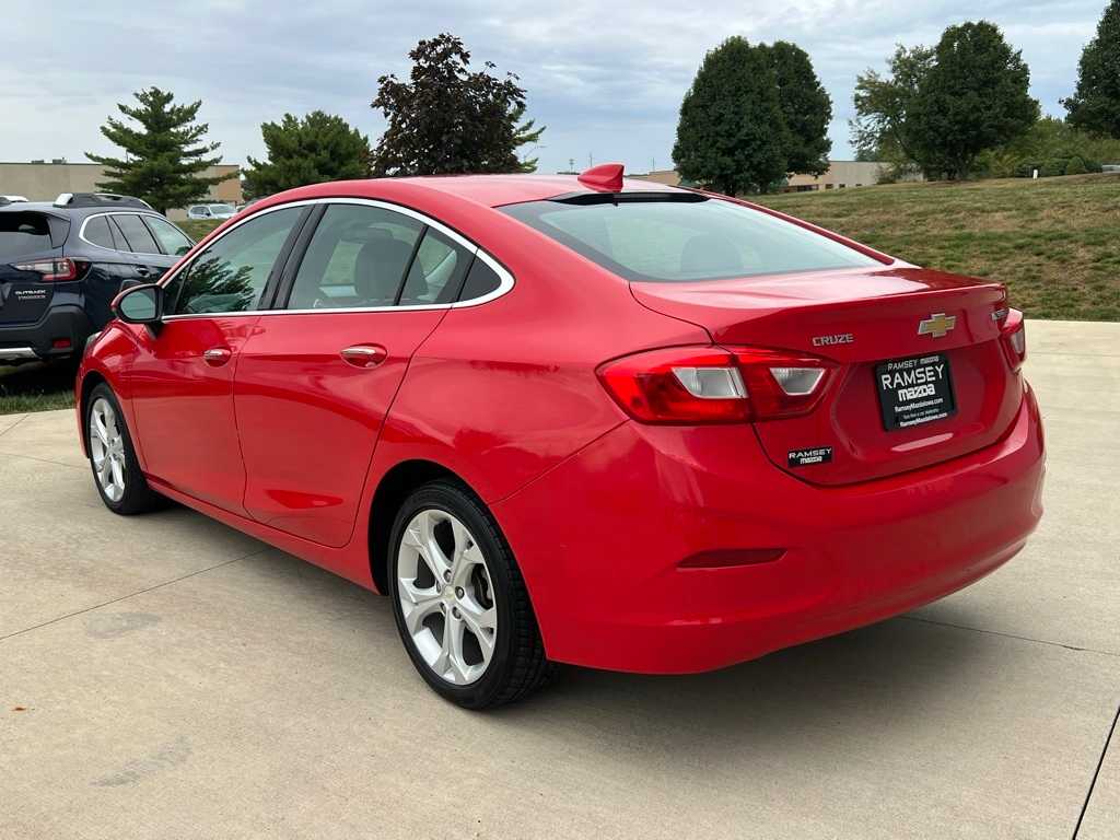 Thumbnail: 2016 Chevrolet Cruze - 4