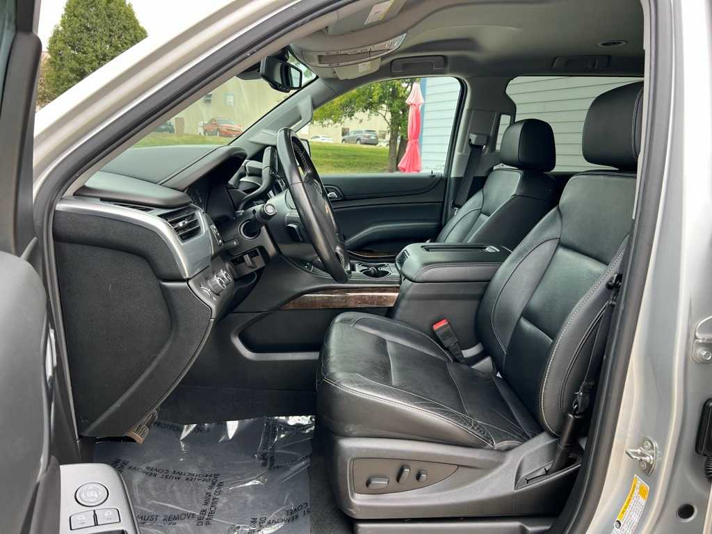 Thumbnail: 2019 Chevrolet Suburban - 17