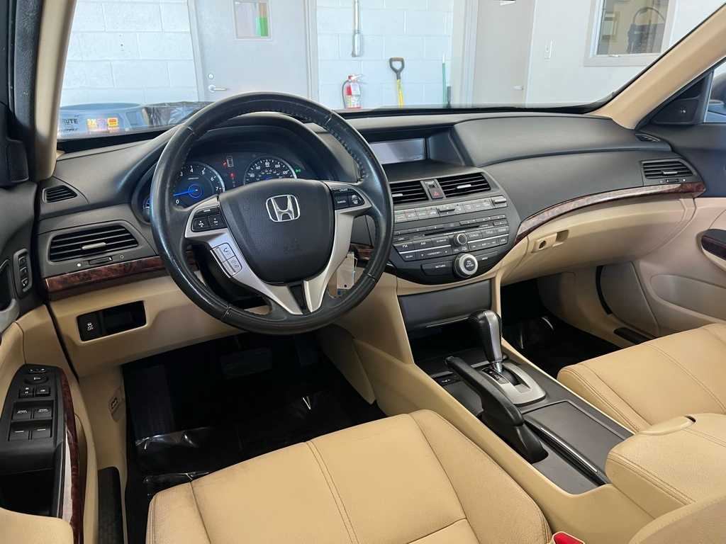 Thumbnail: 2012 Honda Crosstour - 22