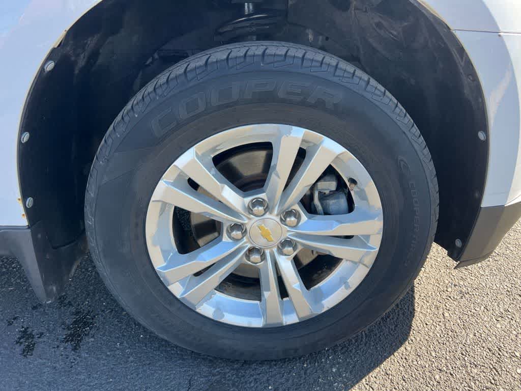 Thumbnail: 2012 Chevrolet Equinox - 13