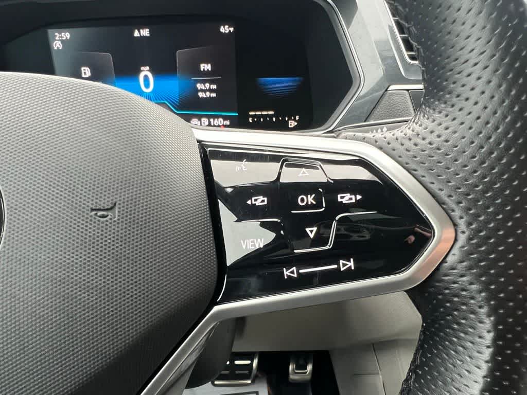 Thumbnail: 2023 Volkswagen Tiguan - 36