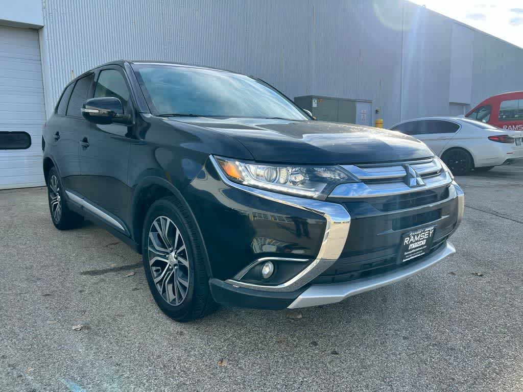 Thumbnail: 2018 Mitsubishi Outlander - 8
