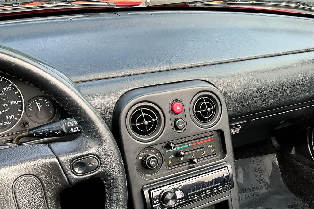 Thumbnail: 1992 Mazda MX-5 Miata - 6