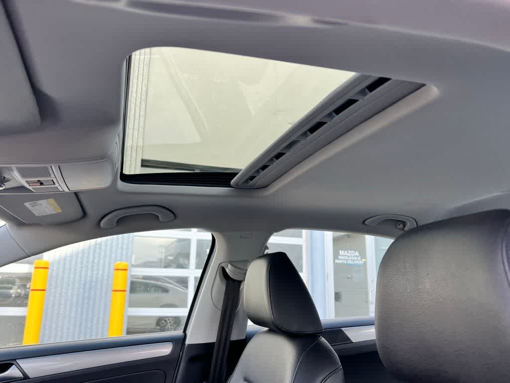 Thumbnail: 2017 Volkswagen Jetta - 19