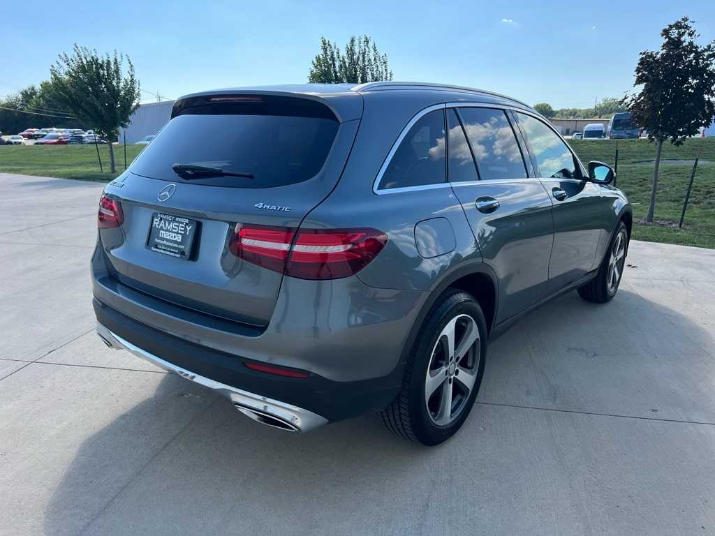Thumbnail: 2017 Mercedes-Benz GLC - 6
