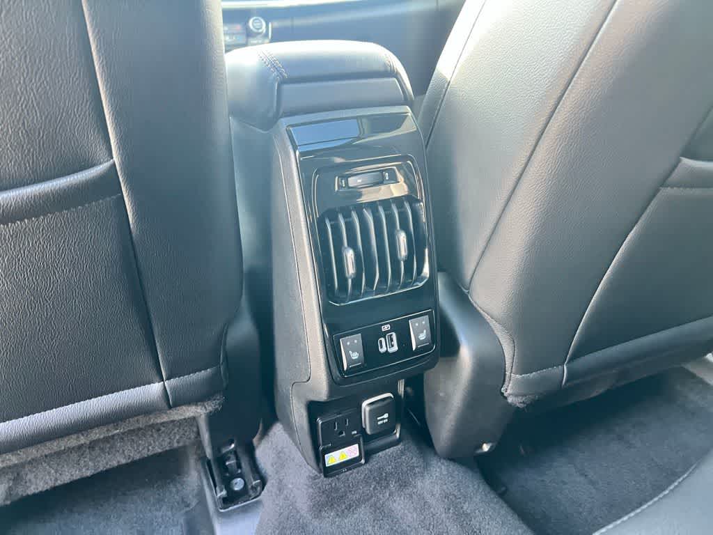 Thumbnail: 2022 Jeep Compass - 21