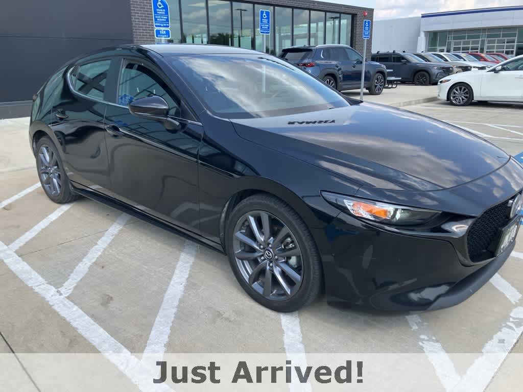 Thumbnail: 2019 Mazda Mazda3 - 3