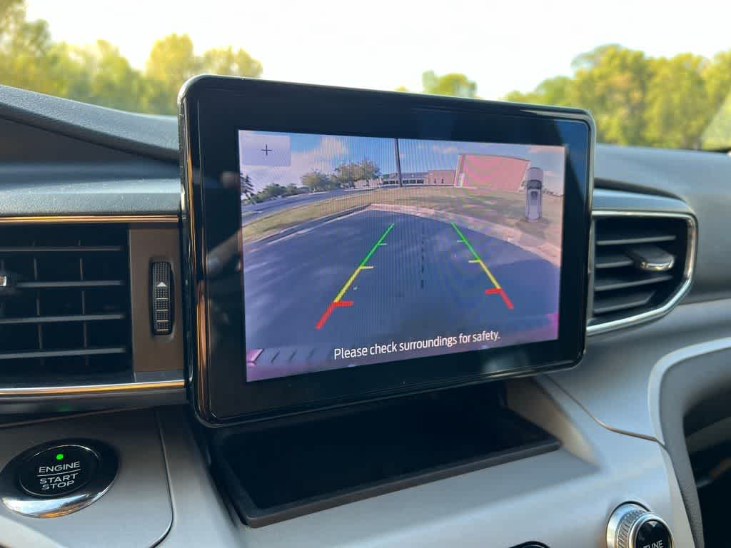 Thumbnail: 2020 Ford Explorer - 33