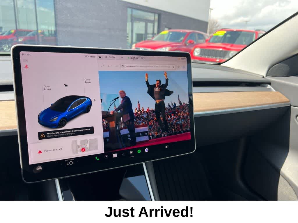 Thumbnail: 2019 Tesla Model 3 - 14