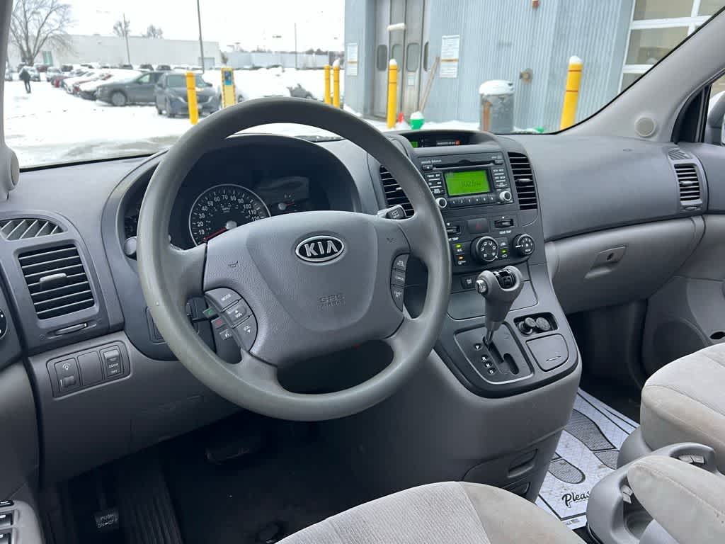 Thumbnail: 2012 Kia Sedona - 20