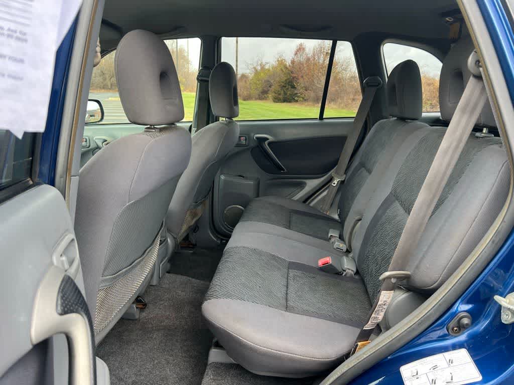 Thumbnail: 2003 Toyota RAV4 - 22