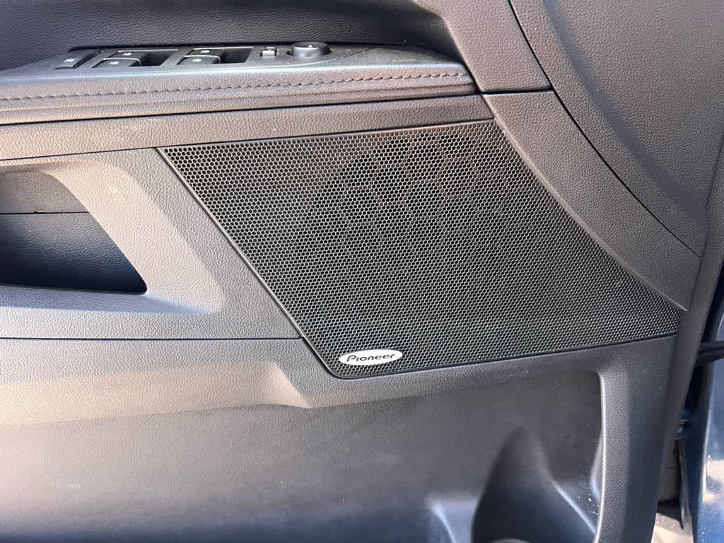 Thumbnail: 2016 Chevrolet Equinox - 17