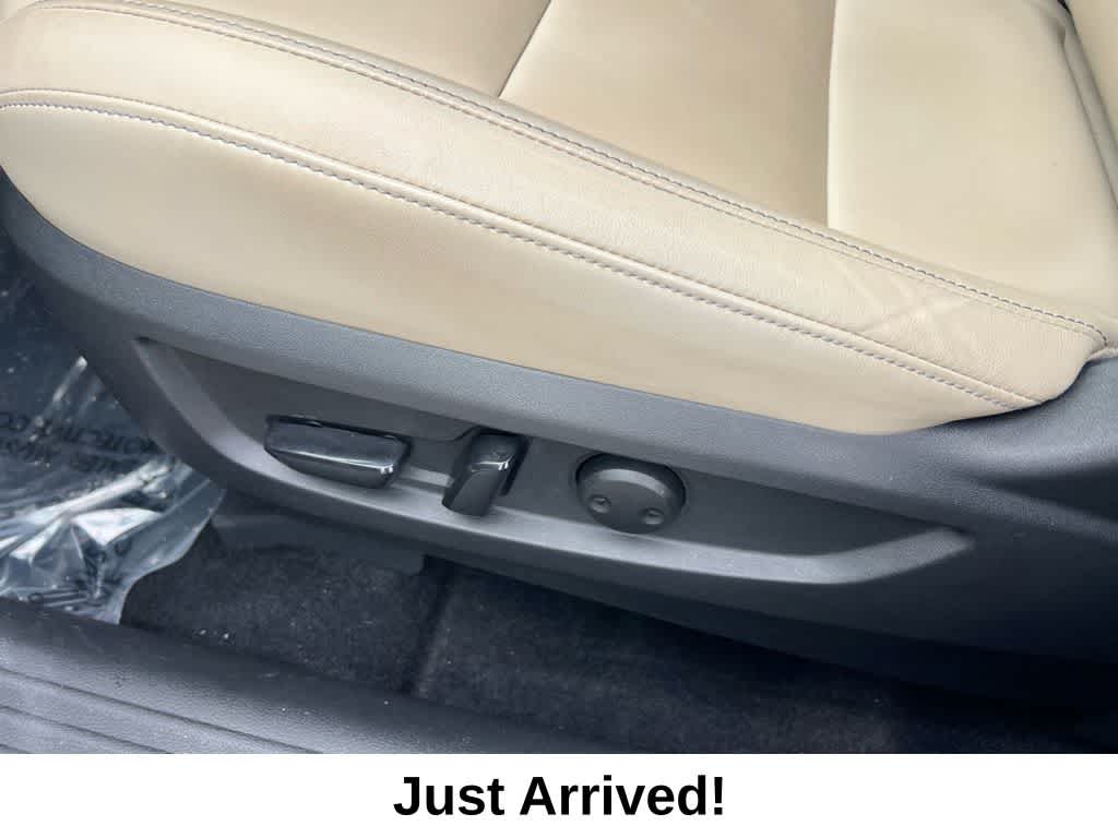 Thumbnail: 2019 INFINITI QX50 - 19