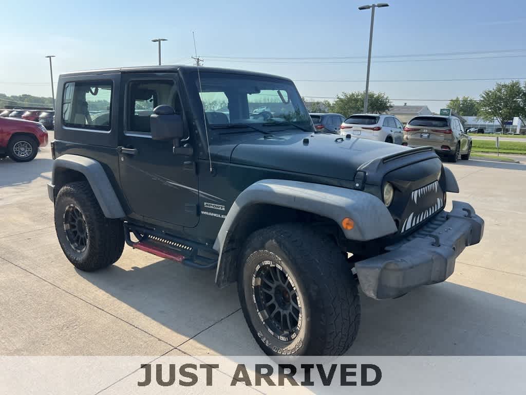 Thumbnail: 2010 Jeep Wrangler - 7