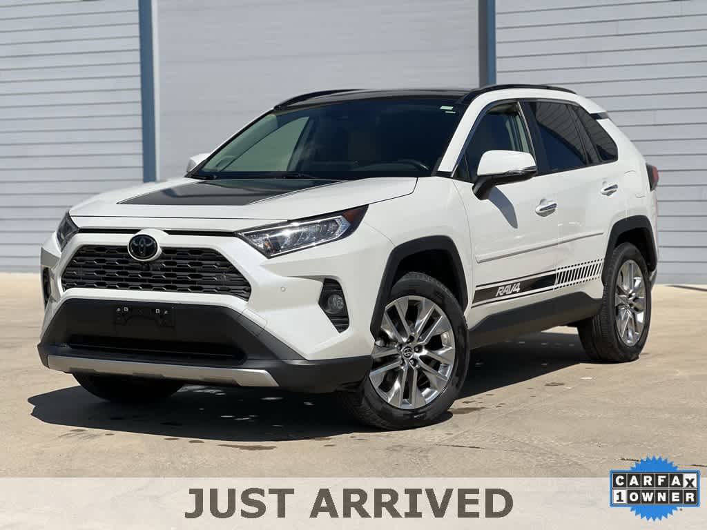 Thumbnail: 2020 Toyota RAV4 - 2