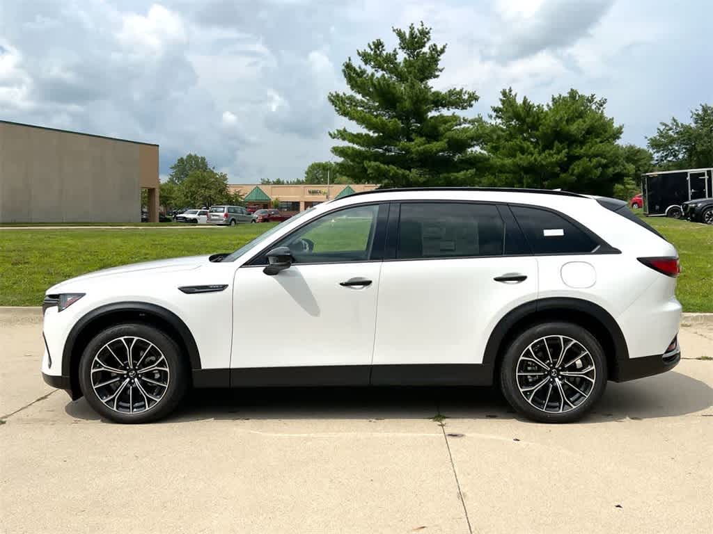 Thumbnail: 2025 Mazda CX-70 - 3