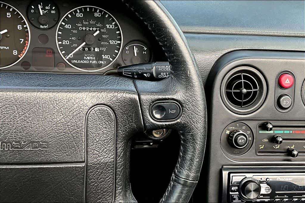 Thumbnail: 1992 Mazda MX-5 Miata - 20