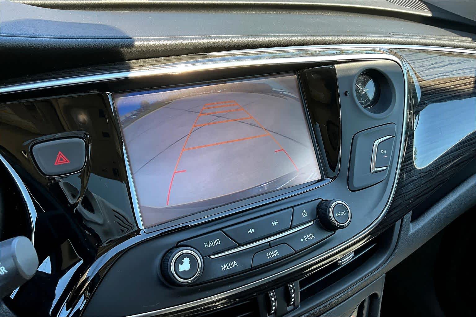 Thumbnail: 2017 Buick Envision - 23