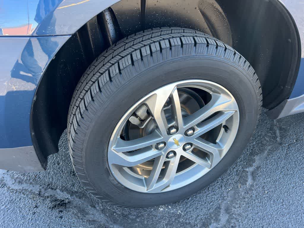 Thumbnail: 2016 Chevrolet Equinox - 13