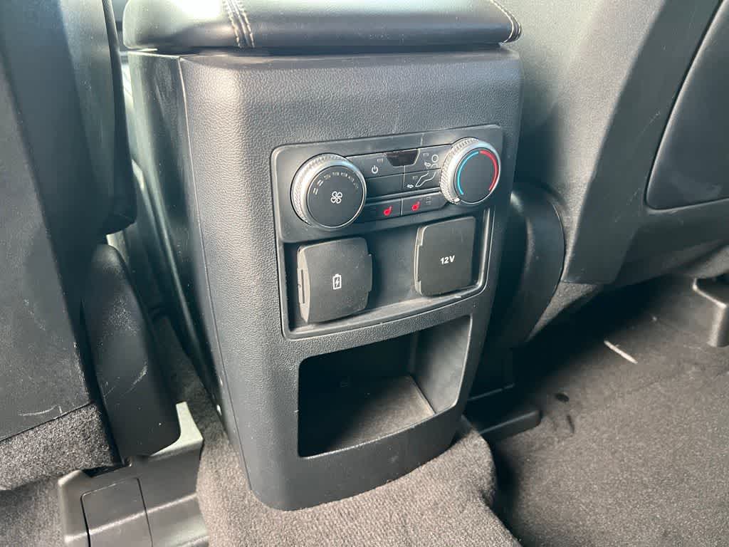 Thumbnail: 2020 Ford Explorer - 21