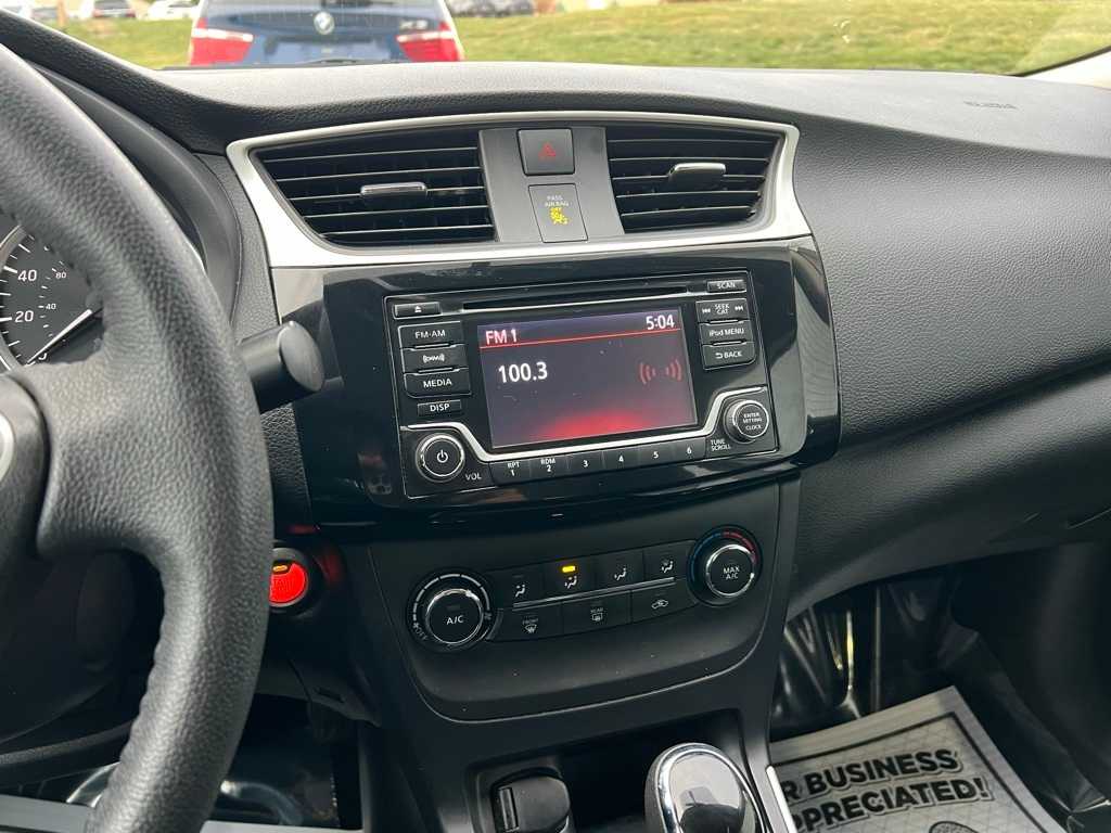 Thumbnail: 2017 Nissan Sentra - 26