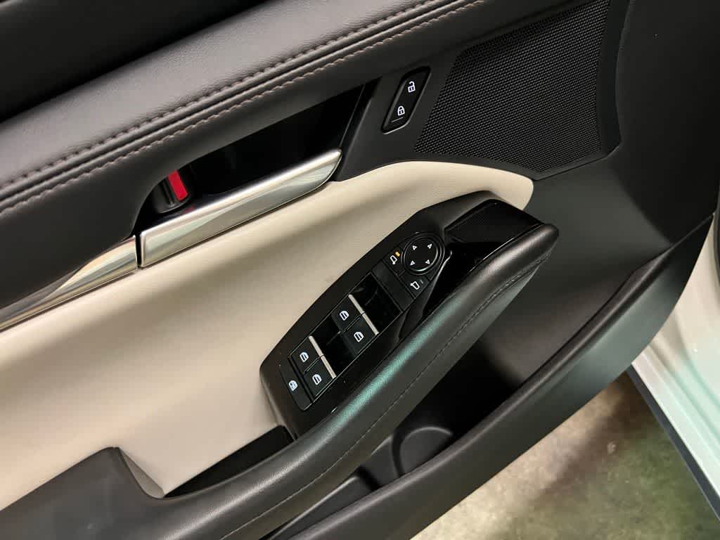 Thumbnail: 2025 Mazda Mazda3 - 16