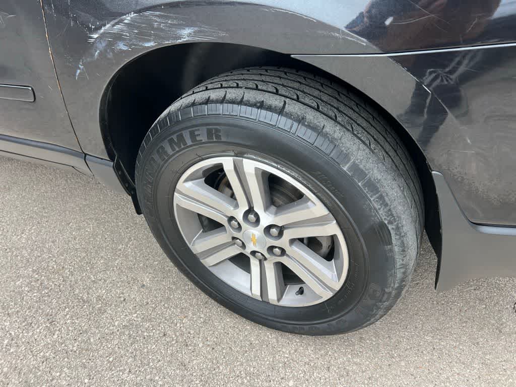 Thumbnail: 2015 Chevrolet Traverse - 11