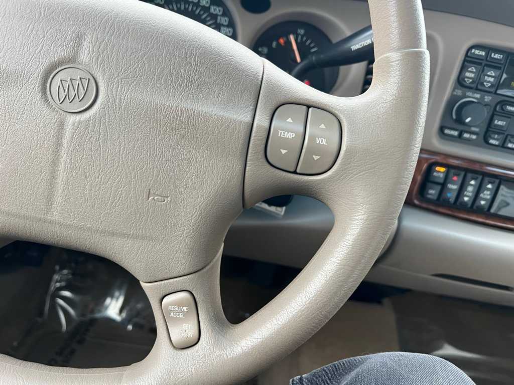 Thumbnail: 2000 Buick LeSabre - 35